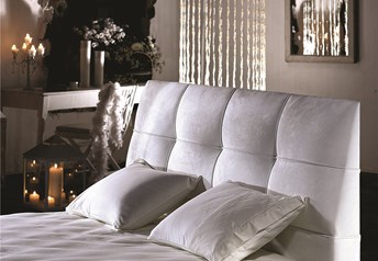 Yatsan VIOLETTE Contemporary Upholstered Bed