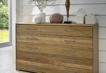 XL chest of drawers