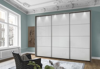 Pebblegrey frame with white glass doors, passepartout frame & spotlights