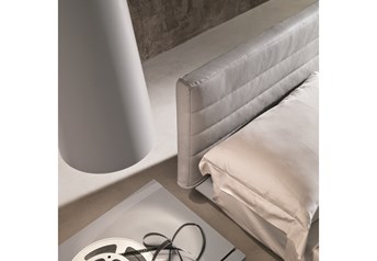 Veneran Italia SLIM Floating Contemporary Bed with leather