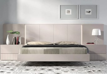 Guardia IRIS floating bed in Perla matt lacquer, shown with matching wall panel extensions and bedside tables.