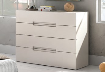 Star Chest of Drawers