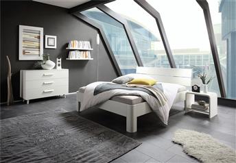 Bed is matched to optional Plato bedside tables and Sigma Chest of drawers with 10 cm Sima legs. Features Snake Alu reading lights. These can all be found in Accessories Fine-Line.