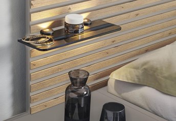 champagne with decking in bianco oak