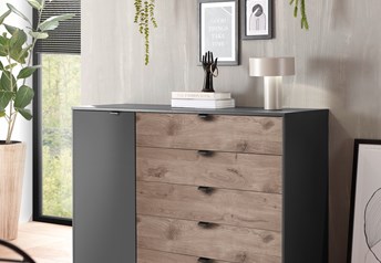 large range of matching furniture - please contact us if interested