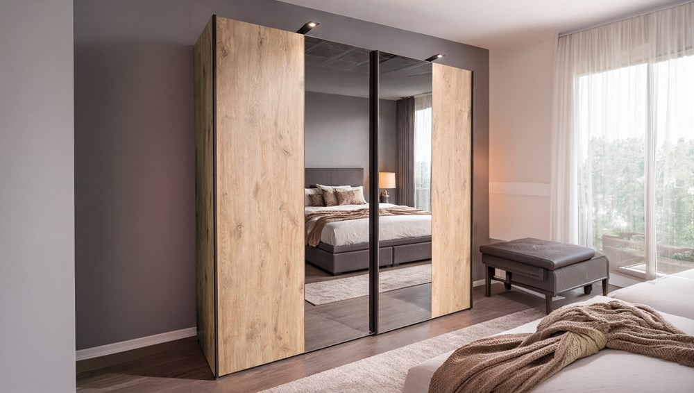 Nordic Oak with mirrors