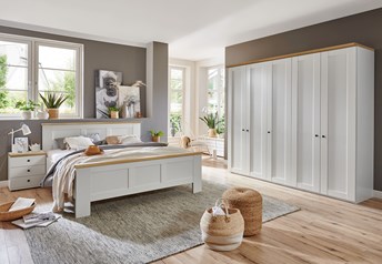 A bedstead, as well as a full range of matching cabinets and integrated drawers are available - please contact us if interested