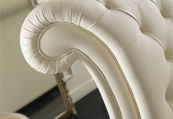 Quarrata VENICE Classic Contemporary Italian Leather Bed